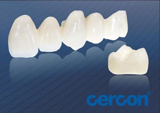 acheter Résistance à l'usure CAM couronnes en zirconium Cercon facile à nettoyer Biocompatibilité élevée fabrication en ligne