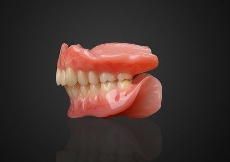 acheter Une prothèse partielle à base acrylique adsorptive immédiate, amovible et confortable fabrication en ligne